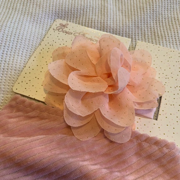 ✨Brand New Baby Girl Gift Set Bibs Headbands Pink - Picture 2 of 4